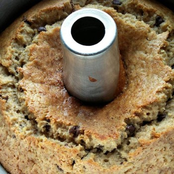 chocolate chip banana cake bundt